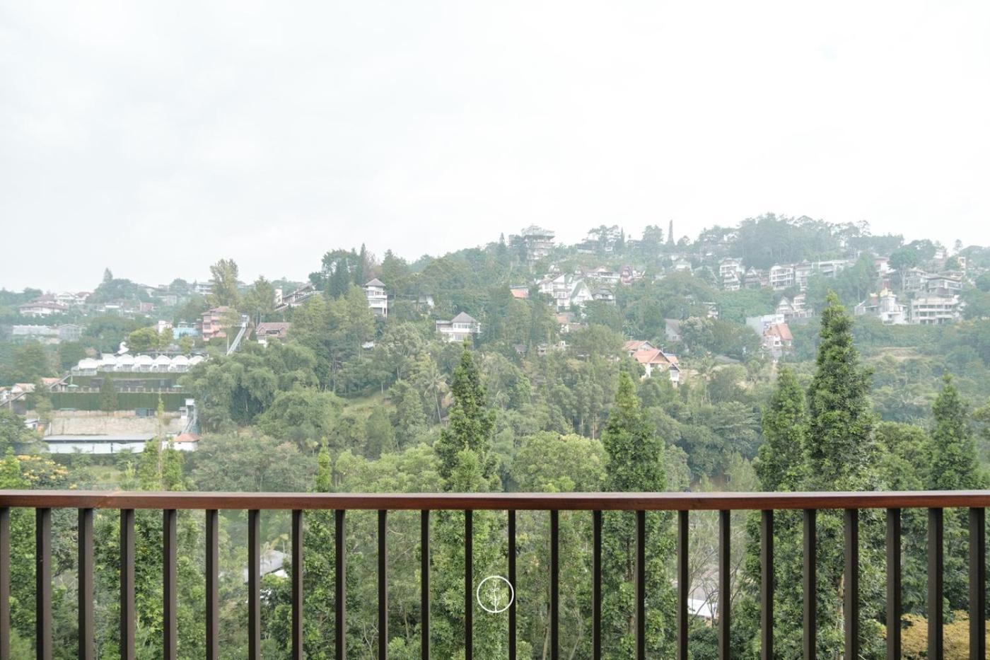 Tulip Hill View Villa 5 Bedrooms With A Private Swimming Pool Bandung Dış mekan fotoğraf