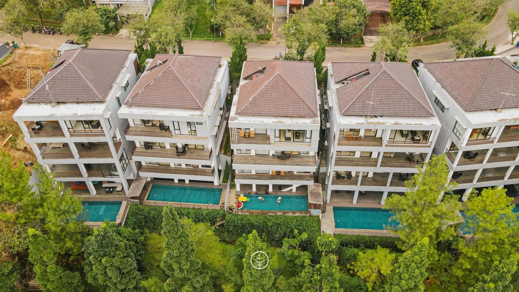 Tulip Hill View Villa 5 Bedrooms With A Private Swimming Pool Bandung Dış mekan fotoğraf