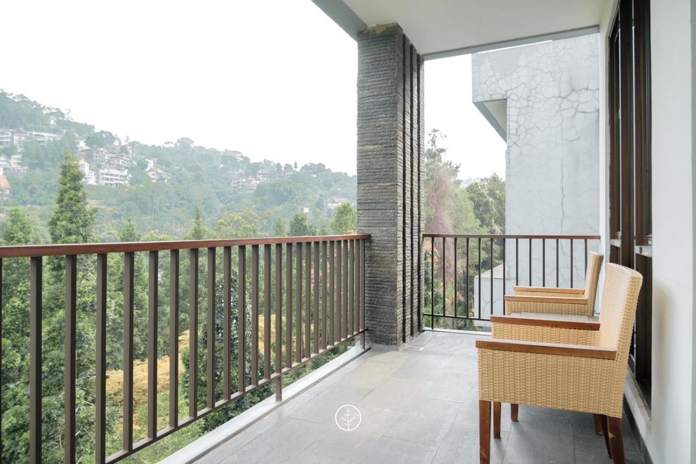 Tulip Hill View Villa 5 Bedrooms With A Private Swimming Pool Bandung Dış mekan fotoğraf