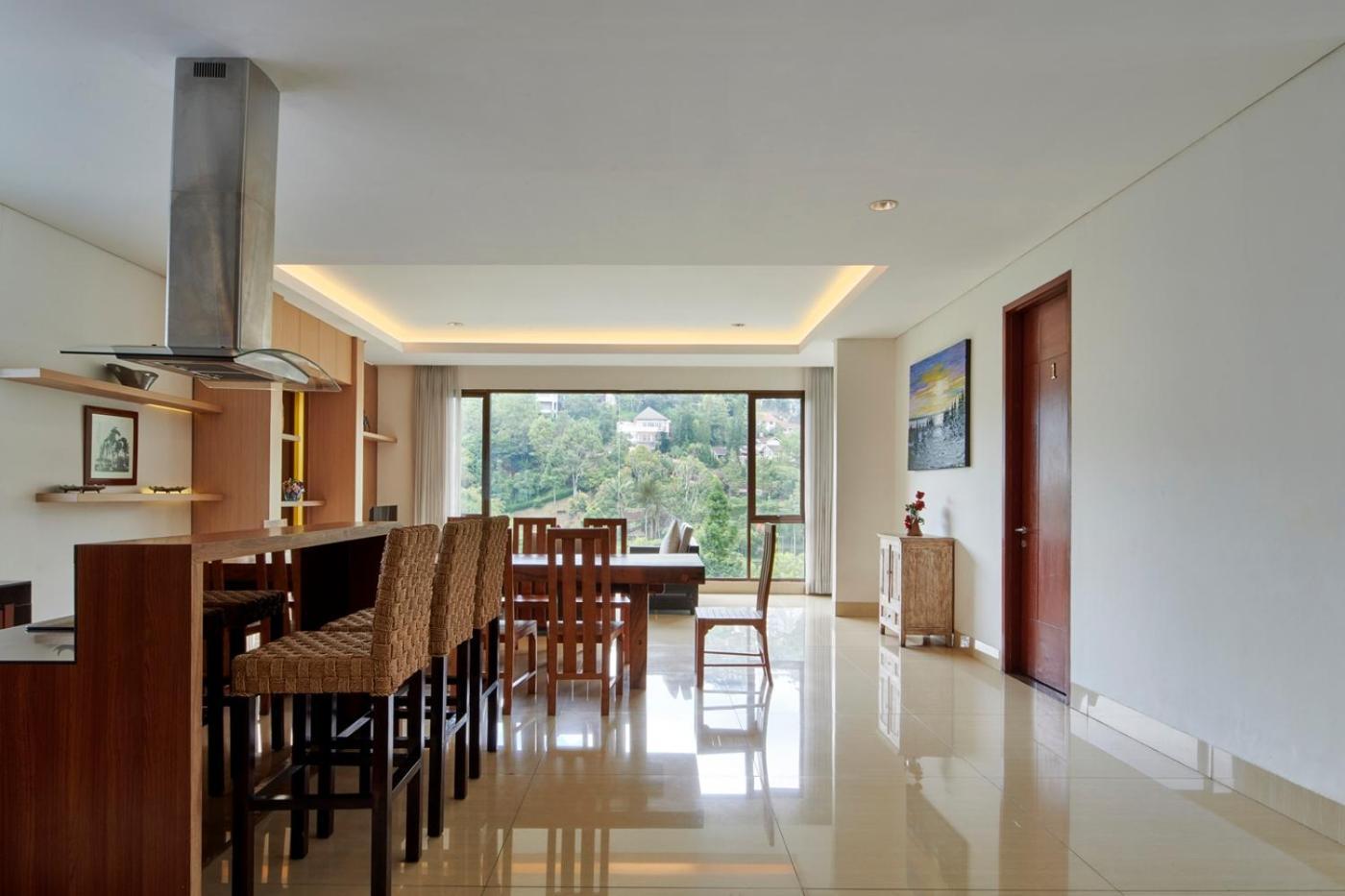 Tulip Hill View Villa 5 Bedrooms With A Private Swimming Pool Bandung Dış mekan fotoğraf